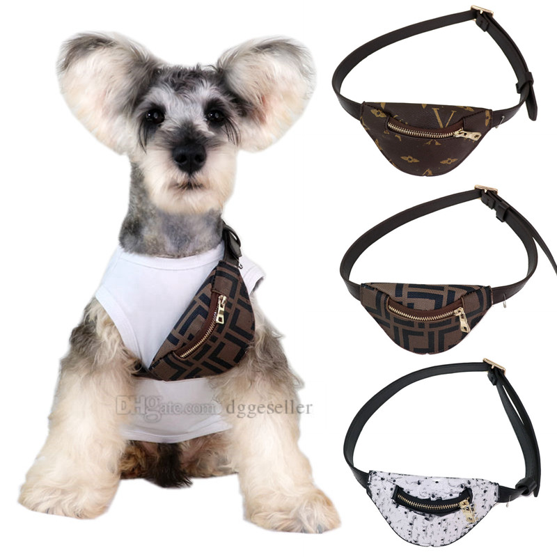 Designer Mini Purses for Pet Dog Messenger Bag with Classic Letter Pattern Puppy Leather Backpacks Funny Pets Accessories for Small Dogs Birthday Cosplay Party K12
Designer Mini Purses for Pet Dog Messenger Bag with Classic Letter Pattern Puppy Leather Backpacks Funny Pets Accessories for Small Dogs Birthday Cosplay Party K12