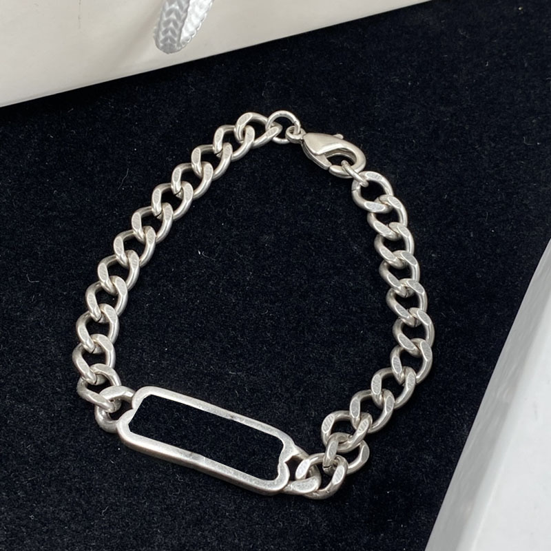 Designer Hollow Rectangle Charm Bracelets for Women Silver Link Chain Bracelets Personality High Street Bracelet
Designer Hollow Rectangle Charm Bracelets for Women Silver Link Chain Bracelets Personality High Street Bracelet