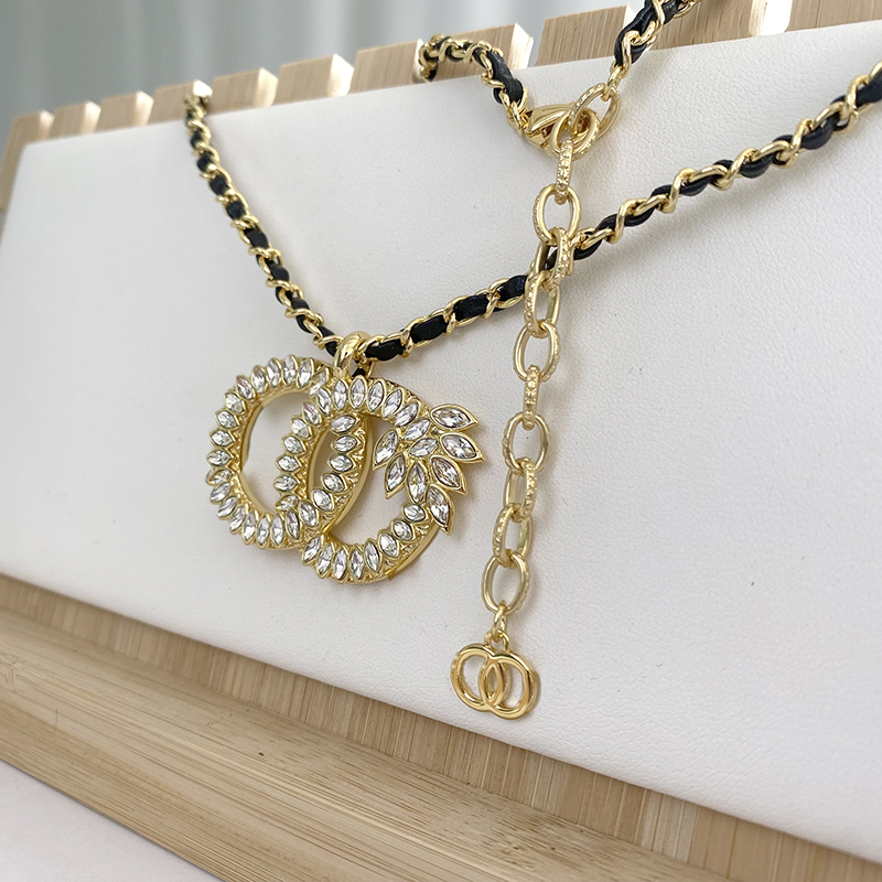 18 Style Never Fading 18K Gold Plated Pendants Necklace Luxury Brand Designer Double Letter Choker Pendant Necklace Beads Chain Jewelry Accessories Gifts
18 Style Never Fading 18K Gold Plated Pendants Necklace Luxury Brand Designer Double Letter Choker Pendant Necklace Beads Chain Jewelry Accessories Gifts
