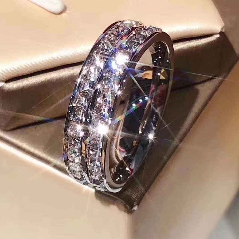 Designer Diamond Ring Fashion Jewelry Man Wedding Promise Rings For Woman Anniversary Gift Size 5-10
Designer Diamond Ring Fashion Jewelry Man Wedding Promise Rings For Woman Anniversary Gift Size 5-10