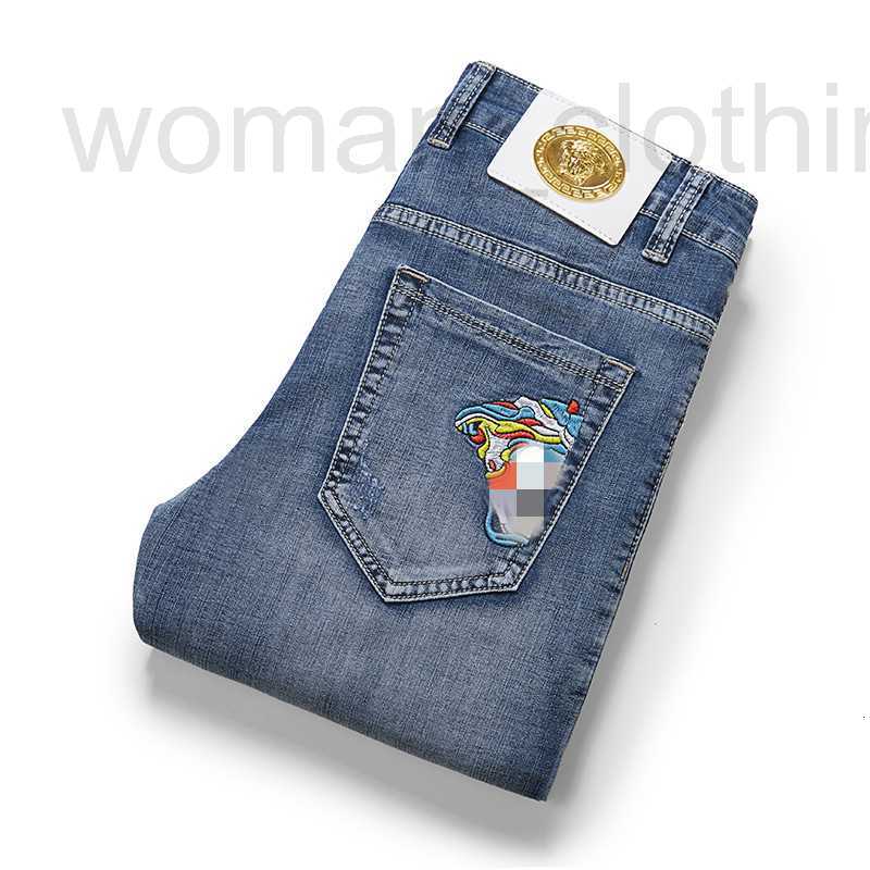 designer Men's embroidered jeans spring and summer 2022 thin light blue fashion versatile straight pants VTRY, Cq 8219
designer Men's embroidered jeans spring and summer 2022 thin light blue fashion versatile straight pants VTRY, Cq 8219