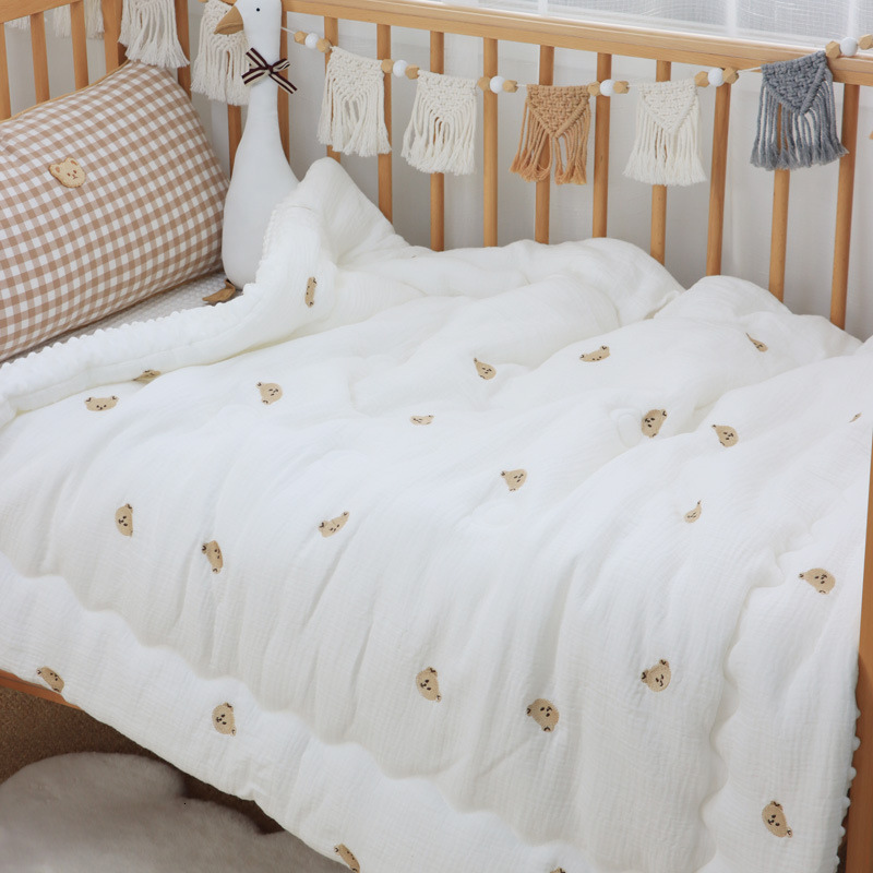 Blankets Swaddling Winter Thick Muslin Cotton Embroidered Bear Tiger Baby Duvet born Thermal Comforter Infant Baby Crib Blanket with filler 230224