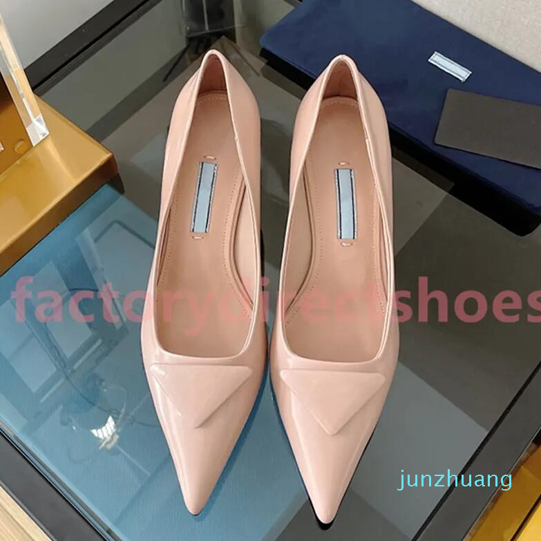 Luxury Dress shoes Logo Printed 75mm High-heeled Brushed Leather Pumps black white pink slingback Wedding sandal Fashion women designer heels party sandals 321, Black slingback
Luxury Dress shoes Logo Printed 75mm High-heeled Brushed Leather Pumps black white pink slingback Wedding sandal Fashion women designer heels party sandals 321, Black slingback