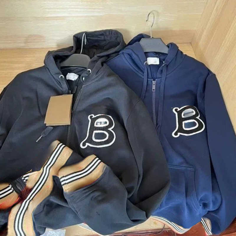 Men's Plus Size hoodie designer hoodies Embroidered Letters Zippers Sweater Luxury Hooded Cotton Sweatshirt for Men Women Zipper Cardigan Coat hoody, White
Men's Plus Size hoodie designer hoodies Embroidered Letters Zippers Sweater Luxury Hooded Cotton Sweatshirt for Men Women Zipper Cardigan Coat hoody, White