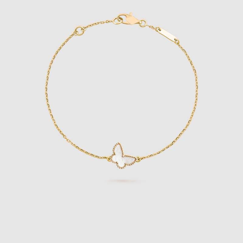 Chain Designer Butterfly Bracelet Rose Gold Plated Ladies And Girls Valentines Day Mothers Engagement Jewelry Fade Drop Delivery Brac Dhes1
Chain Designer Butterfly Bracelet Rose Gold Plated Ladies And Girls Valentines Day Mothers Engagement Jewelry Fade Drop Delivery Brac Dhes1