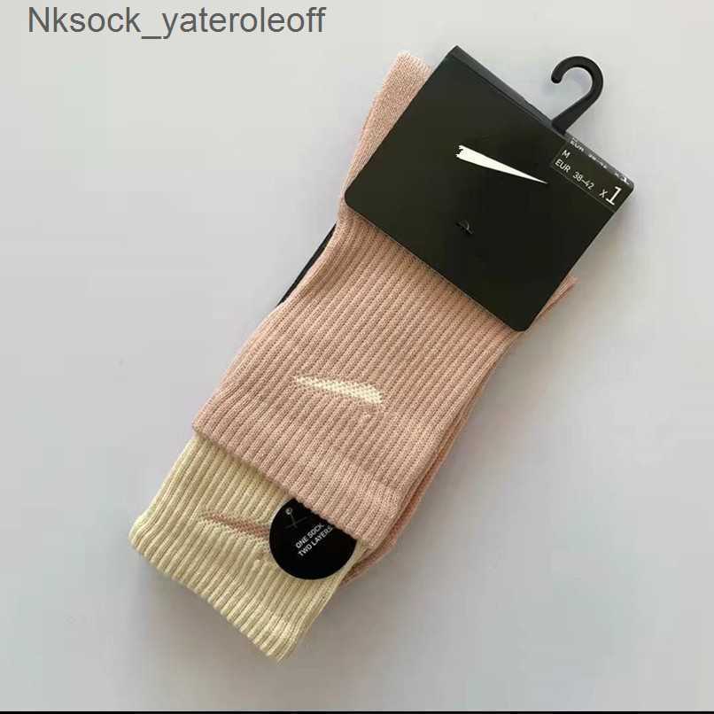 Socks Luxury Men's Fashion Women's Hook Brand Stockings Designers Fake Two Pairs Splicing High Tube Women Men Sports Yoga Breathable Stocking Couple's Sock Ngzt, Long tube 2 
Socks Luxury Men's Fashion Women's Hook Brand Stockings Designers Fake Two Pairs Splicing High Tube Women Men Sports Yoga Breathable Stocking Couple's Sock Ngzt, Long tube 2