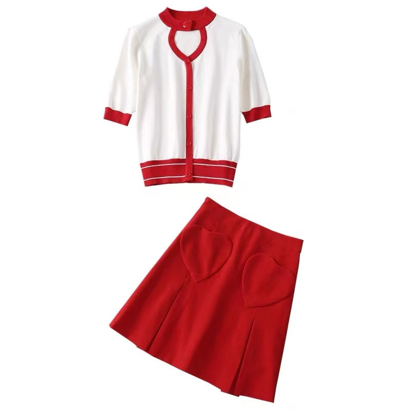 Women' tshirts Knits short sleeve Woman Designers sweater heart-shaped pattern Cardigan Casual top Famale Luxurys Paris Street trend Clothes tshirt, Skirt
Women' tshirts Knits short sleeve Woman Designers sweater heart-shaped pattern Cardigan Casual top Famale Luxurys Paris Street trend Clothes tshirt, Skirt