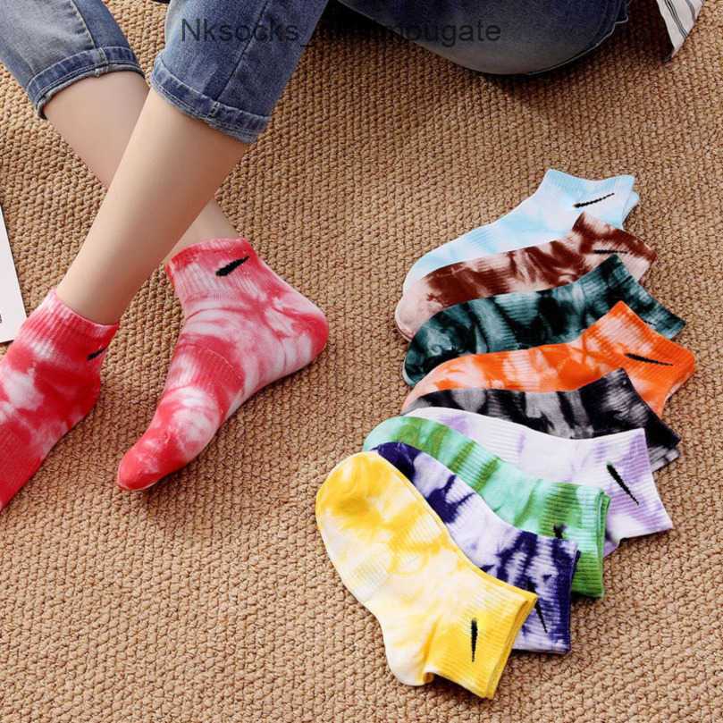 Luxury Fashion Men's Socks Women's Hook Brand Stockings Designers Spring Summer Men Women Tie Dyed Low Top Stocking Rainbow Candy Color Sports Yoga Ship Sock 612q, Tie dye - light purple
Luxury Fashion Men's Socks Women's Hook Brand Stockings Designers Spring Summer Men Women Tie Dyed Low Top Stocking Rainbow Candy Color Sports Yoga Ship Sock 612q, Tie dye - light purple