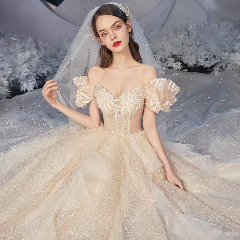 Sparkling a line Wedding Dress Sleeveless Bateau Strapless Appliques Lace long train Sequins Beads Hollow Illusion Custom Made Ruffles Bridal Floor Le
