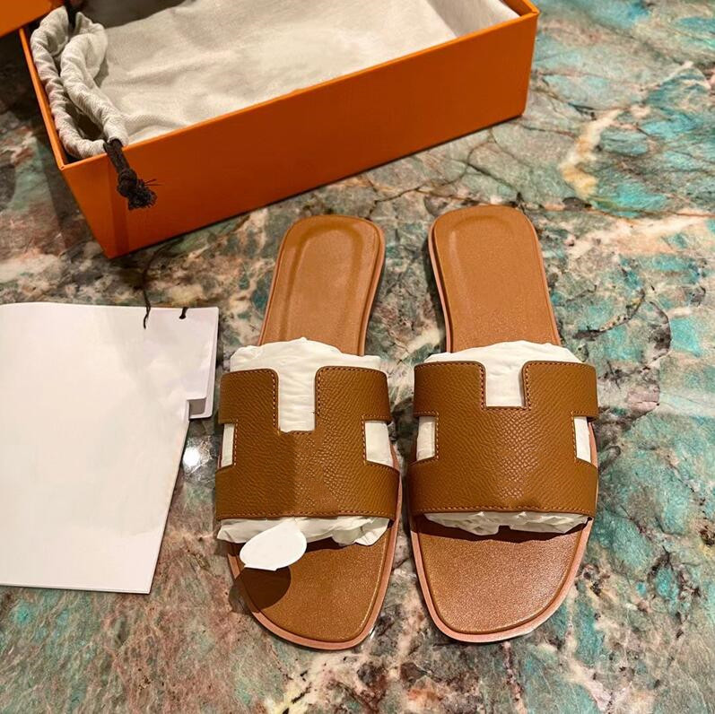 Slippers Designer Women Slippers H Flat Beach Shoes Genuine Leather Black Brown Matte 2023 Summer Classics Women's Flats Slipper with Dust Bag 35-42, Black shiny
Slippers Designer Women Slippers H Flat Beach Shoes Genuine Leather Black Brown Matte 2023 Summer Classics Women's Flats Slipper with Dust Bag 35-42, Black shiny