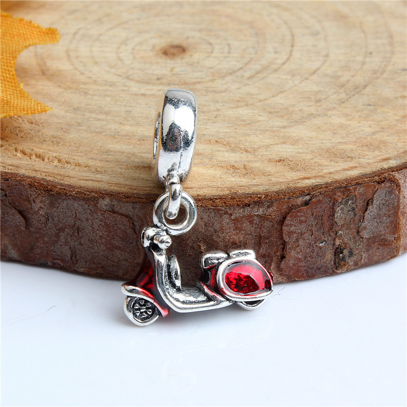 The New Popular 925 Sterling Silver Suspension Cute Red Cat Heart Pendant Is Suitable For Primitive Charm DIY Bracelet Necklace Accessories Jewelry