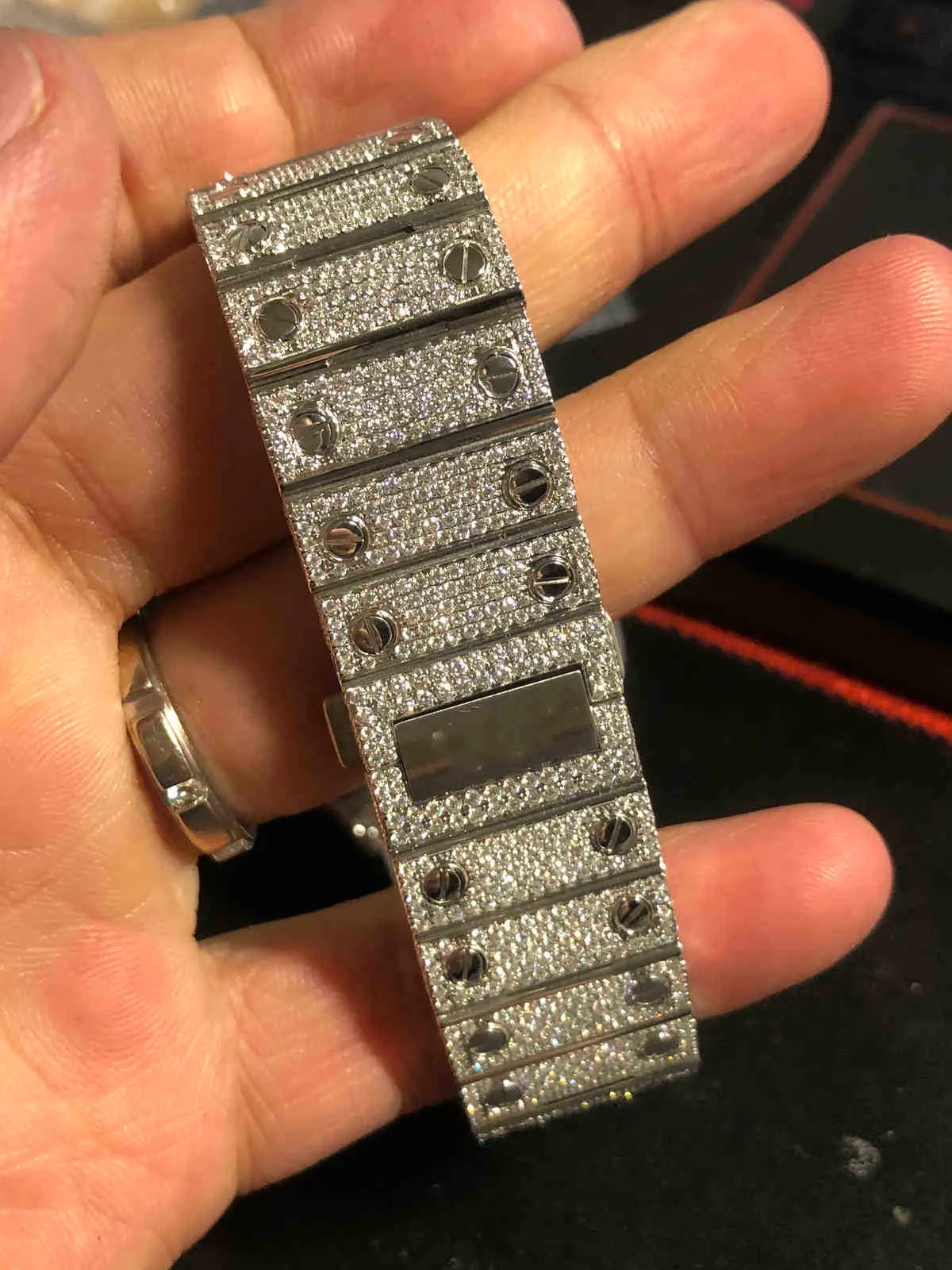 Luxury Designer Custom Skeleton Silver Moissanite Diamond Watch Pass Tested Quartz Movement Top Men039s Full Frozen Sapphire7242489
Luxury Designer Custom Skeleton Silver Moissanite Diamond Watch Pass Tested Quartz Movement Top Men039s Full Frozen Sapphire7242489