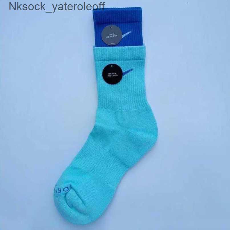 Socks Luxury Men's Fashion Women's Hook Brand Stockings Designers Fake Two Pairs Splicing High Tube Women Men Sports Yoga Breathable Stocking Couple's Sock Aur3, Long tube 6
Socks Luxury Men's Fashion Women's Hook Brand Stockings Designers Fake Two Pairs Splicing High Tube Women Men Sports Yoga Breathable Stocking Couple's Sock Aur3, Long tube 6