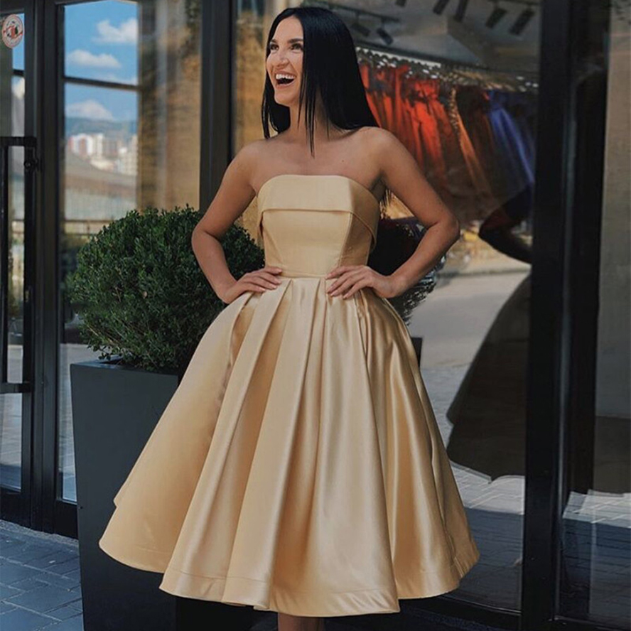 Strapless A-line Pink Knee Length Homecoming Dress Knee Length Simple Champagne Satin Short Prom Party Dresses For Teens