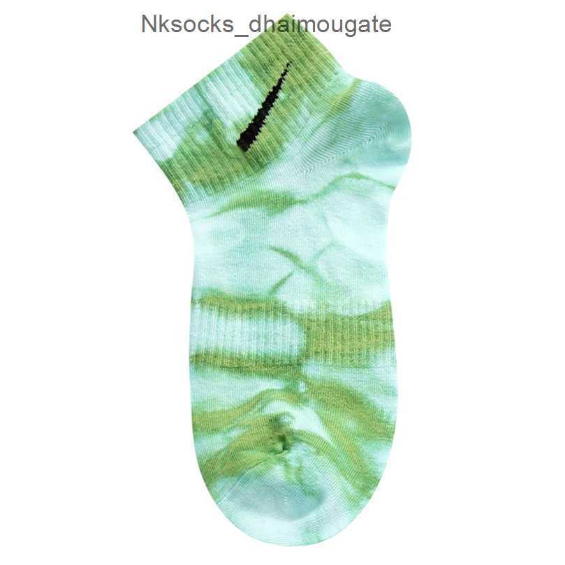 Fashion Men's Luxury Socks Women's Hook Brand Stockings Designers Spring Summer Men Women Tie Dyed Low Top Stocking Rainbow Candy Color Sports Yoga Ship Sock C6vs, Tie dye - light purple
Fashion Men's Luxury Socks Women's Hook Brand Stockings Designers Spring Summer Men Women Tie Dyed Low Top Stocking Rainbow Candy Color Sports Yoga Ship Sock C6vs, Tie dye - light purple