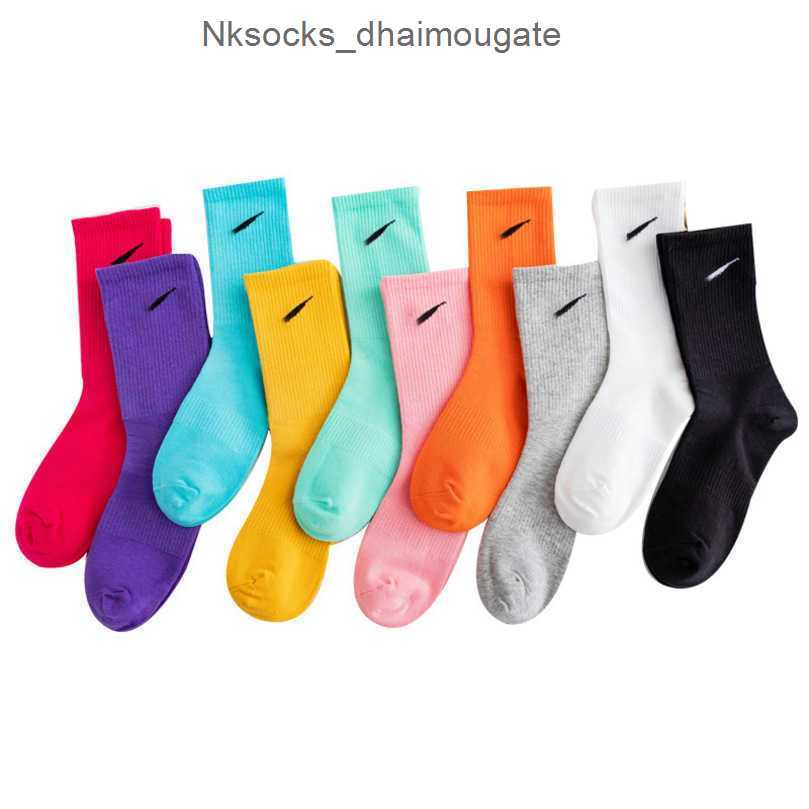 Men's Fashion Luxury Socks Women's Hook Brand Stockings Designers Candy Colorful Medium Long Women Men Couple's Stocking Breathable Yoga Sports Running Sock Gljy, Green
Men's Fashion Luxury Socks Women's Hook Brand Stockings Designers Candy Colorful Medium Long Women Men Couple's Stocking Breathable Yoga Sports Running Sock Gljy, Green