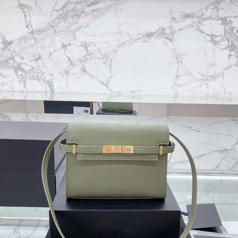 2023 luxurys designers bags real leather handbags messenger crossbody chain shoulder bag Totes Wallet Women ladies wallets shoulder bags for women crossbody, White
2023 luxurys designers bags real leather handbags messenger crossbody chain shoulder bag Totes Wallet Women ladies wallets shoulder bags for women crossbody, White