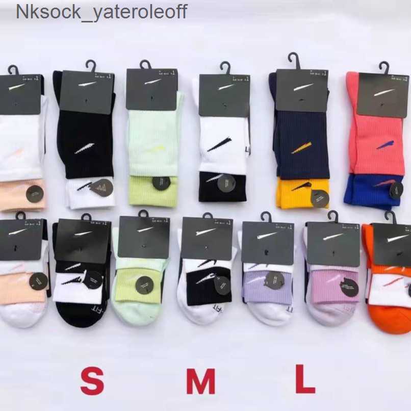Socks Men's Fashion Luxury Women's Hook Brand Stockings Designers Fake Two Pairs Splicing High Tube Women Men Sports Yoga Breathable Stocking Couple's Sock Ydd3, Long tube 11
Socks Men's Fashion Luxury Women's Hook Brand Stockings Designers Fake Two Pairs Splicing High Tube Women Men Sports Yoga Breathable Stocking Couple's Sock Ydd3, Long tube 11