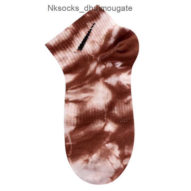 Men's Luxury Fashion Socks Women's Hook Brand Stockings Designers Spring Summer Men Women Tie Dyed Low Top Stocking Rainbow Candy Color Sports Yoga Ship Sock Hcqi, Tie dye - light purple
Men's Luxury Fashion Socks Women's Hook Brand Stockings Designers Spring Summer Men Women Tie Dyed Low Top Stocking Rainbow Candy Color Sports Yoga Ship Sock Hcqi, Tie dye - light purple
