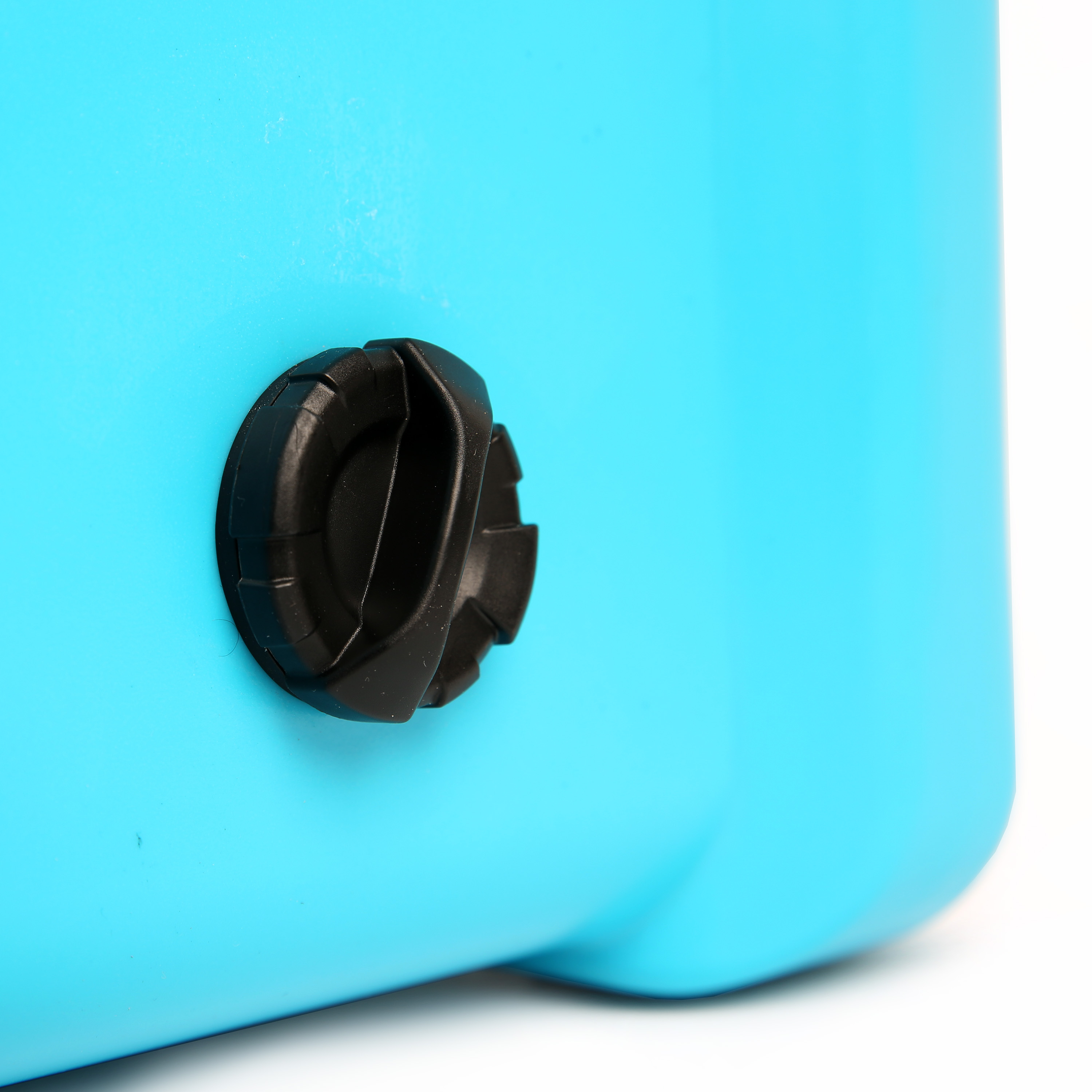Ozark Trail 26 Quart Hard Sided Cooler with Microban Aqua Blue