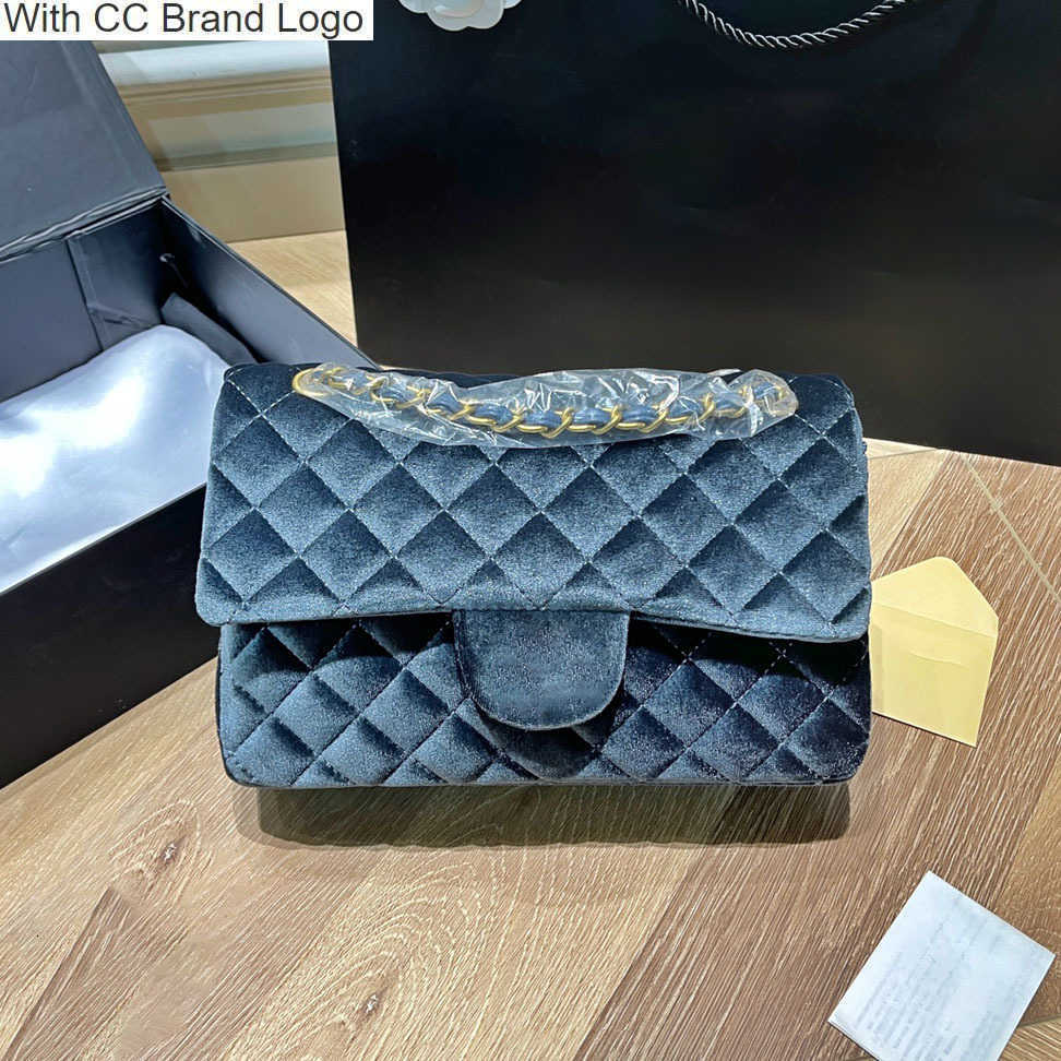 CC Brand Cross Body Womens F/W French Velvet Double Flap Bags Quilted Camellia Rhombic Vintage Metal Hardware Chain Shoulder Purse Multi Pochette Designer Cross, Box
CC Brand Cross Body Womens F/W French Velvet Double Flap Bags Quilted Camellia Rhombic Vintage Metal Hardware Chain Shoulder Purse Multi Pochette Designer Cross, Box