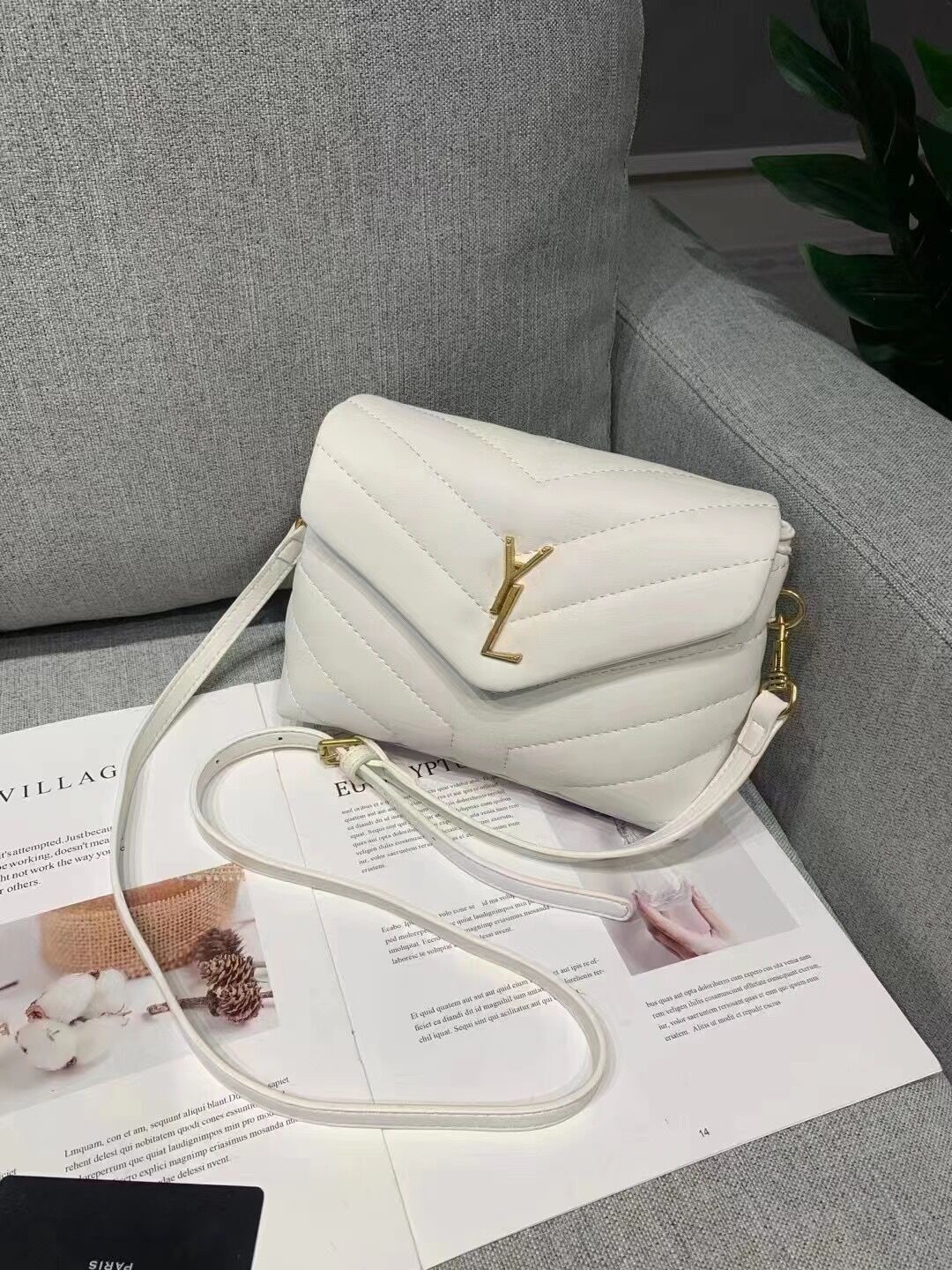 designers loulou shoulder bags luxury leather Handbags crossbody YSLitys gold silver chain diagonal messenger bag Totes louiseitys LVS viutonitys Wallet purse, White
designers loulou shoulder bags luxury leather Handbags crossbody YSLitys gold silver chain diagonal messenger bag Totes louiseitys LVS viutonitys Wallet purse, White