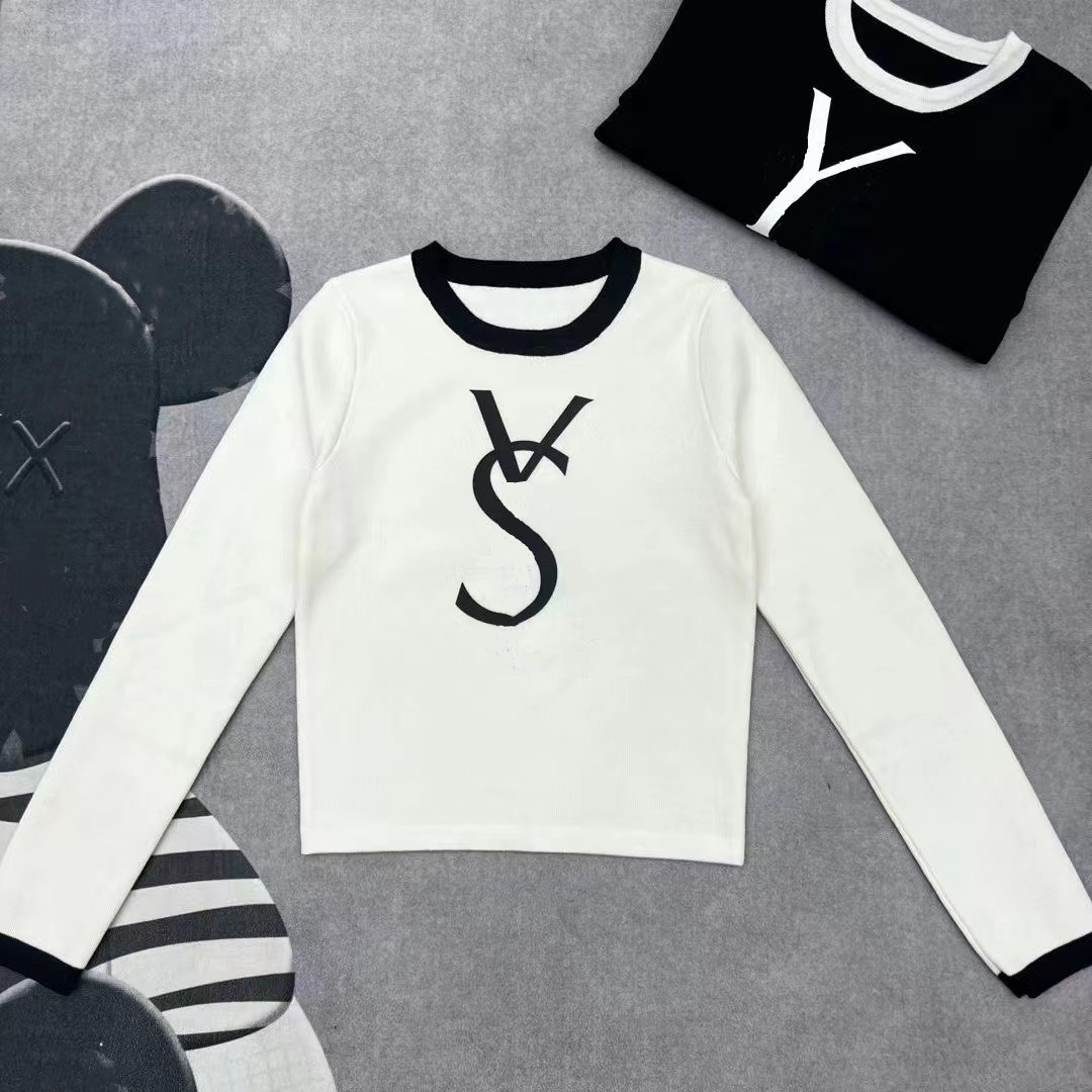 Designer Top Quality Women's Knits Classic Black & White Letter Sweater Fashion Long-sleeved Crew Neck Pullover Knitted Top
Designer Top Quality Women's Knits Classic Black & White Letter Sweater Fashion Long-sleeved Crew Neck Pullover Knitted Top