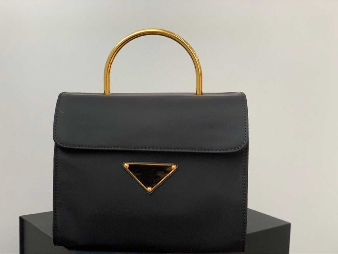 55%off Discount Bags Fashion Handbag vintage portable one-shoulder diagonal waterproof women's middle bag New Crossbody Bags 2023, Black3
55%off Discount Bags Fashion Handbag vintage portable one-shoulder diagonal waterproof women's middle bag New Crossbody Bags 2023, Black3