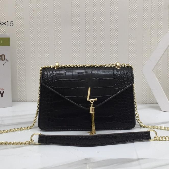2023 Luxury Designer Handbag Shoulder Bag Brand Seam Leather Ladies Metal Chain Clamshell Messenger Multiple colors Chain Bags factory outle, 20
2023 Luxury Designer Handbag Shoulder Bag Brand Seam Leather Ladies Metal Chain Clamshell Messenger Multiple colors Chain Bags factory outle, 20