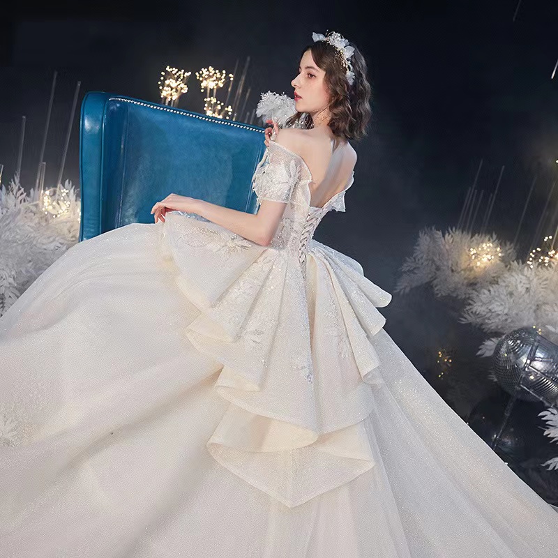 Modest a line Wedding Dresses sequined Bridal Gowns off shoulder Lace Appliqued Sequins Robe De Mariee Custom Made Plus Size crystal Corset Back Marri