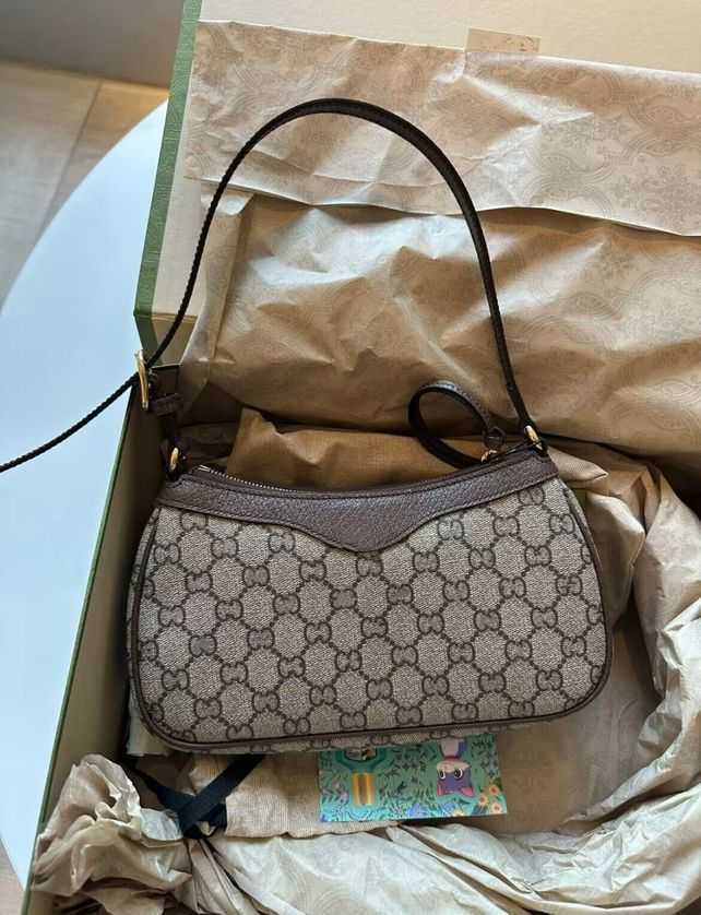 2023 New Crossbody Bags for Female series small leather portable underarm bag Shoulder Handbag 50%off Sale, Pea bun
2023 New Crossbody Bags for Female series small leather portable underarm bag Shoulder Handbag 50%off Sale, Pea bun