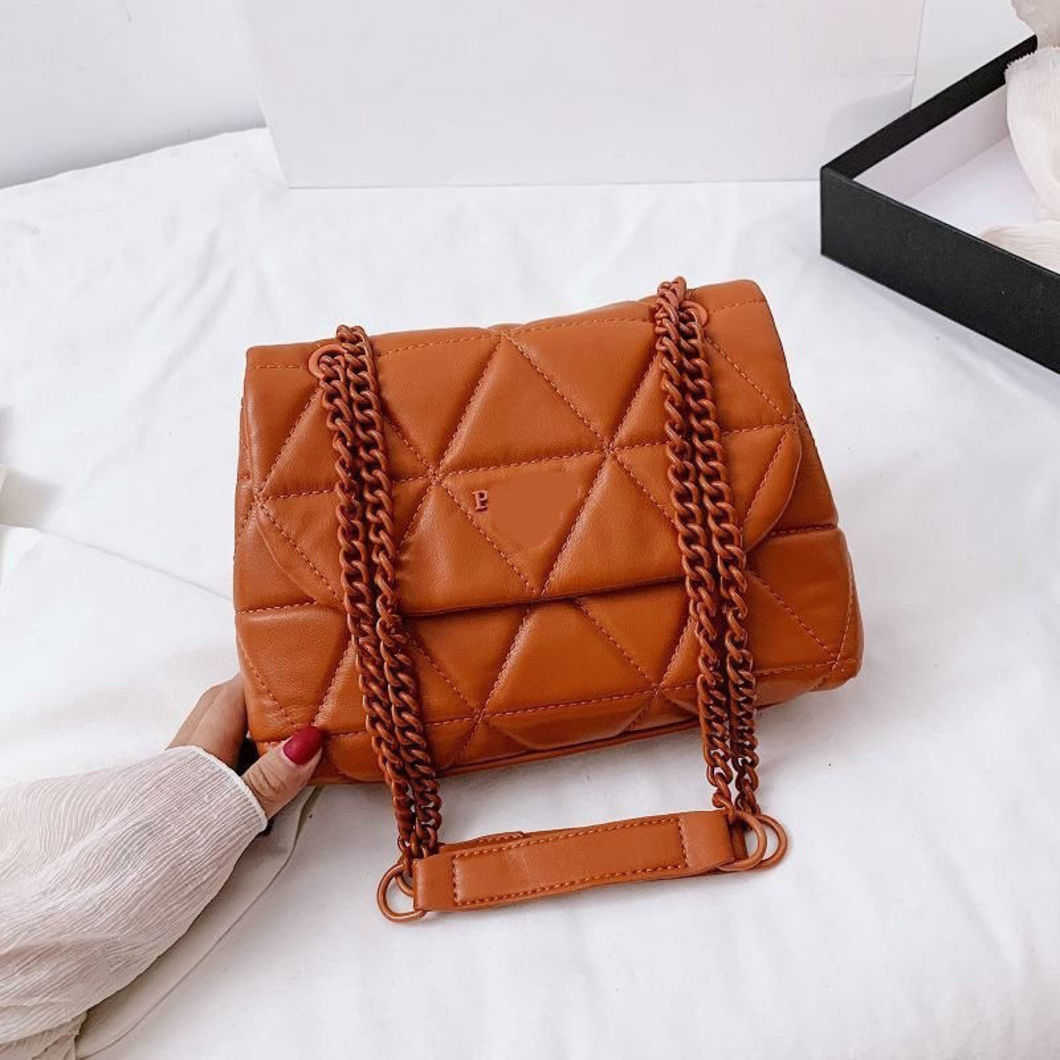 New fashion bag wholesale market chain one personalized versatile flip messenger trend portableHigh, Black
New fashion bag wholesale market chain one personalized versatile flip messenger trend portableHigh, Black