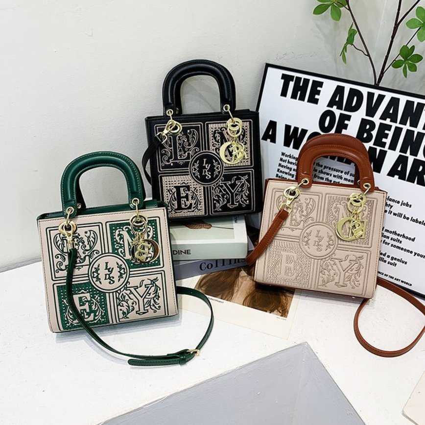 2023 New Crossbody Bags for Women Luxury women's bag trend Small handbag Designer Purse Handbags, Black5
2023 New Crossbody Bags for Women Luxury women's bag trend Small handbag Designer Purse Handbags, Black5