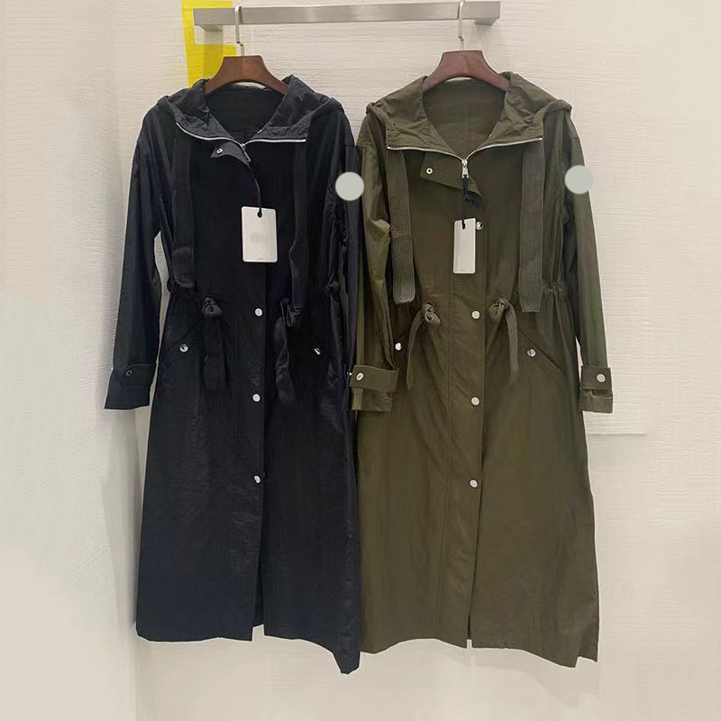 Designer Women Trench Coats Embroidery Badge Medium length loose waistband hooded drawcord jacket sunscreen windbreaker, Black
Designer Women Trench Coats Embroidery Badge Medium length loose waistband hooded drawcord jacket sunscreen windbreaker, Black