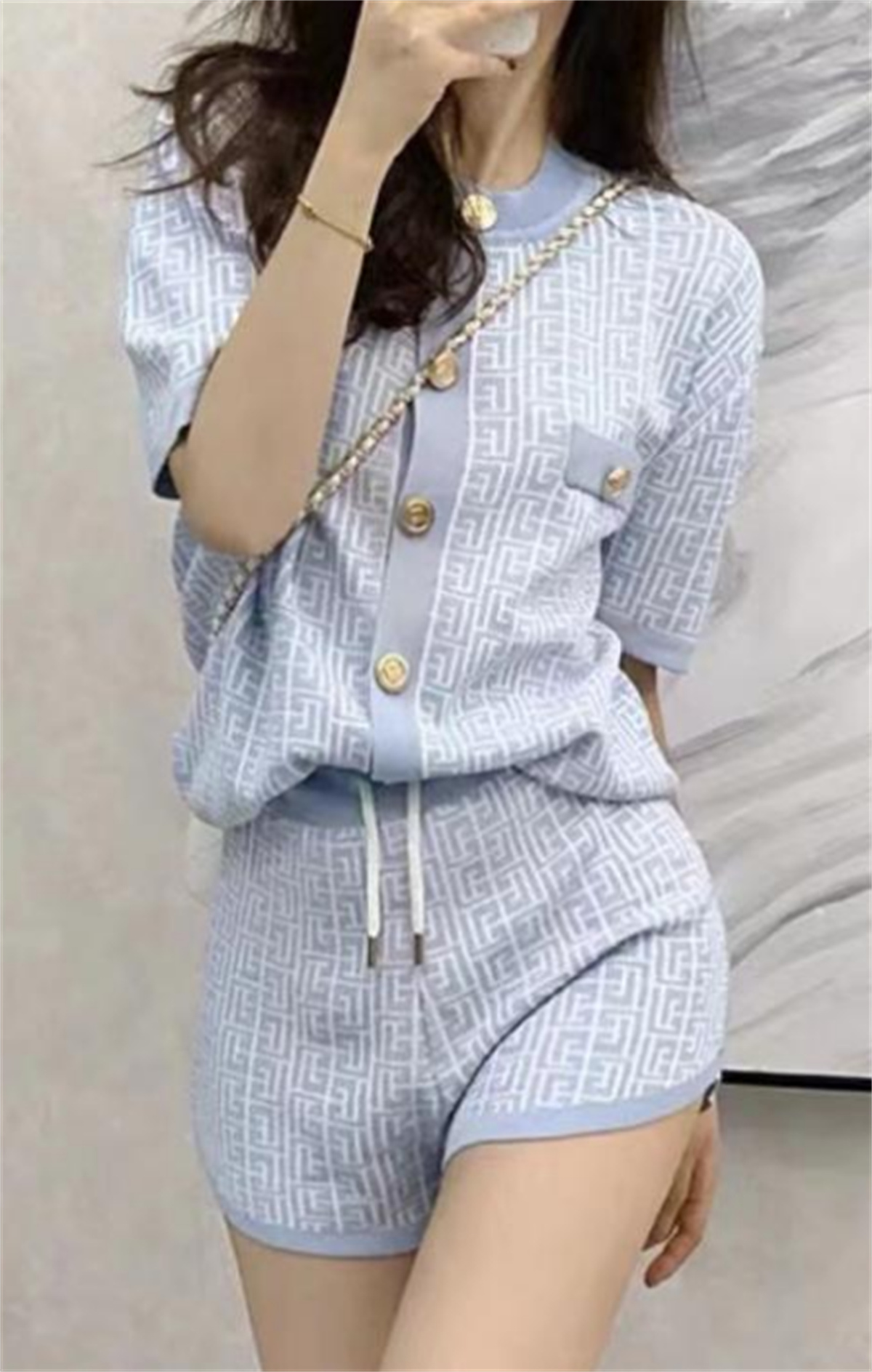 Designer Tracksuits Women 2 Piece Shorts Set Summer Outfits Short Sleeve T Shirt Jogger Sport Suit Fashion Letter Print Sportswear outfits Mujer, Pink
Designer Tracksuits Women 2 Piece Shorts Set Summer Outfits Short Sleeve T Shirt Jogger Sport Suit Fashion Letter Print Sportswear outfits Mujer, Pink