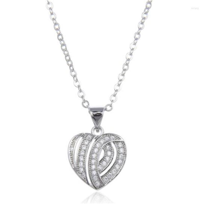Pendant Necklaces Fashion Irregular Stripe Crystal Heart Necklace For Women Simple Clavicle Chain Valentine's Day Jewelry Gifts
Pendant Necklaces Fashion Irregular Stripe Crystal Heart Necklace For Women Simple Clavicle Chain Valentine's Day Jewelry Gifts