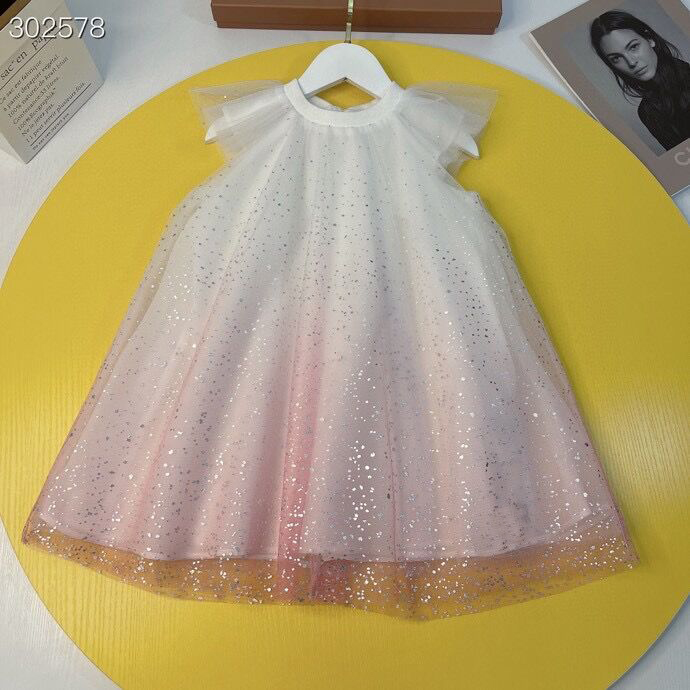 2023 Kids girls Pink Lace dresses Fashion Summer bling bling party dress children clothes
2023 Kids girls Pink Lace dresses Fashion Summer bling bling party dress children clothes