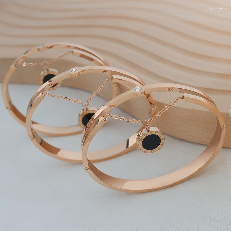 Bangle 2023 Roman Numerals Zircon Bracelet Stainless Steel Light Luxury Simple Female 18k Gold Plated Jewelry
Bangle 2023 Roman Numerals Zircon Bracelet Stainless Steel Light Luxury Simple Female 18k Gold Plated Jewelry