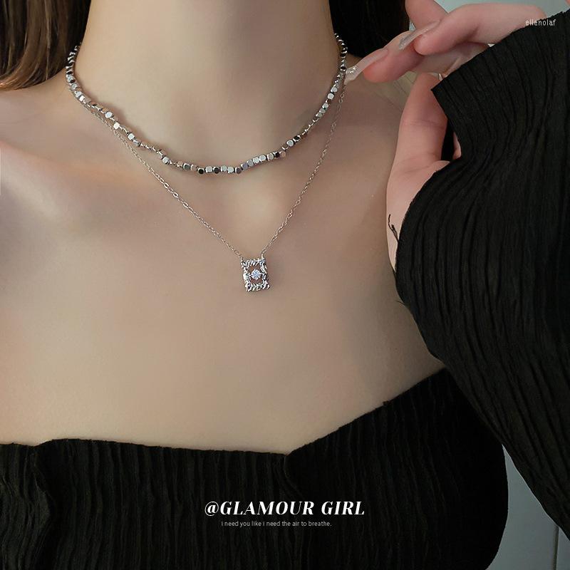 Choker Metal Cold Wind Zircon Square Patchwork Necklace Pleated Geometric Personality Clavicle Chain Pendant Collar
Choker Metal Cold Wind Zircon Square Patchwork Necklace Pleated Geometric Personality Clavicle Chain Pendant Collar