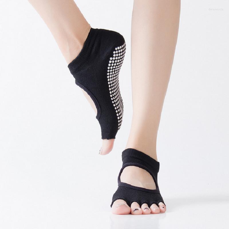 Athletic Socks Digging And Dispensing Yoga Ladies Non-slip Open Toe Backless Five-finger Sports
Athletic Socks Digging And Dispensing Yoga Ladies Non-slip Open Toe Backless Five-finger Sports