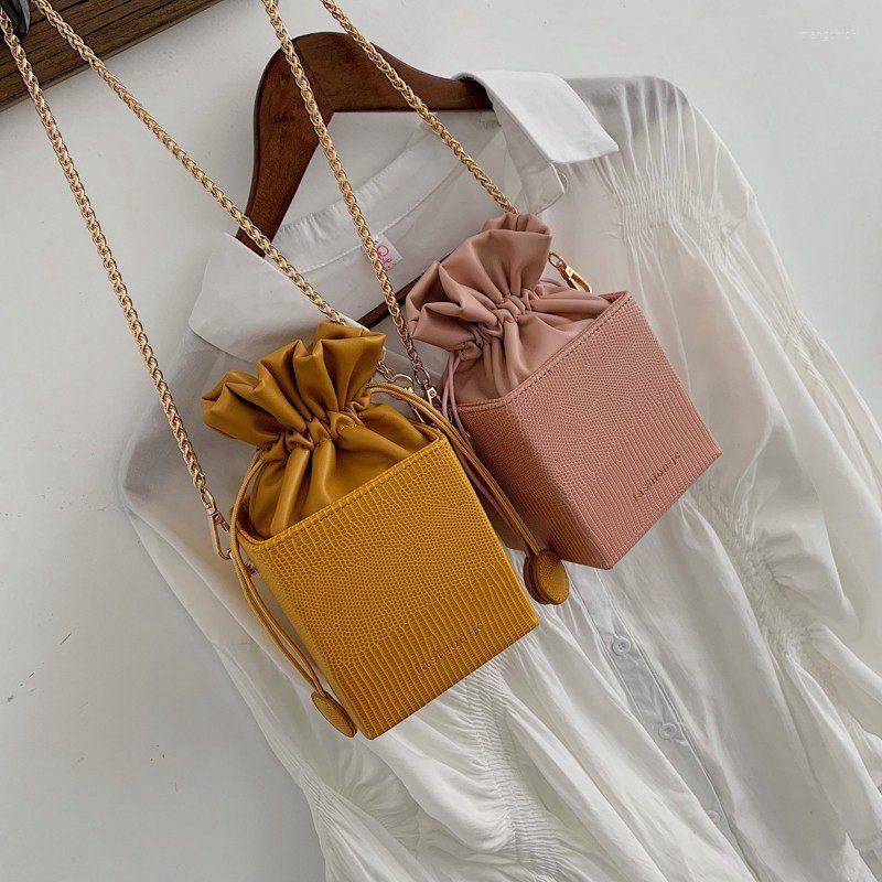 Evening Bags Fashion Drawstring Bucket Women Purses Small Flap Ladies Handbags Box Shape Crossbody For 2023 Sac A Main KL1037, Black
Evening Bags Fashion Drawstring Bucket Women Purses Small Flap Ladies Handbags Box Shape Crossbody For 2023 Sac A Main KL1037, Black