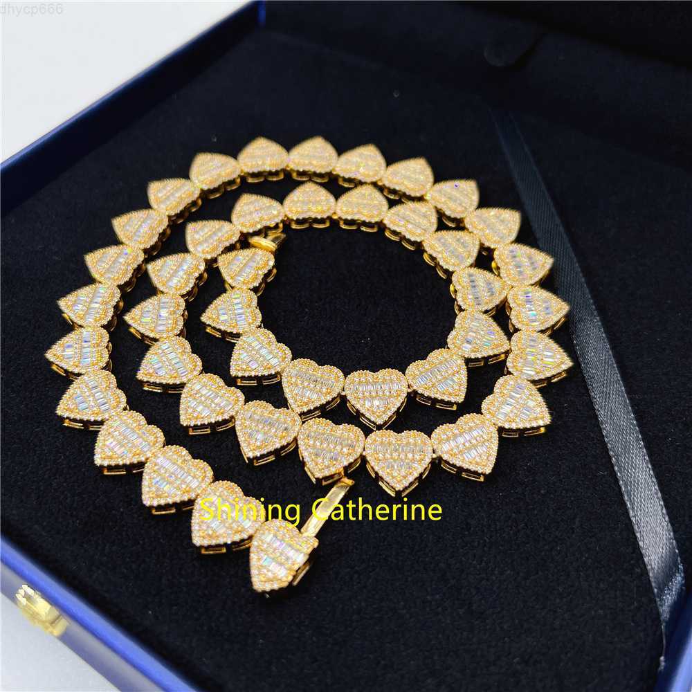 Top Sale 13mm Hip Hop Bling Jewelry Women Men Necklace VVS Baguette Moissanite Iced Out Heart Cuban Chain
Top Sale 13mm Hip Hop Bling Jewelry Women Men Necklace VVS Baguette Moissanite Iced Out Heart Cuban Chain