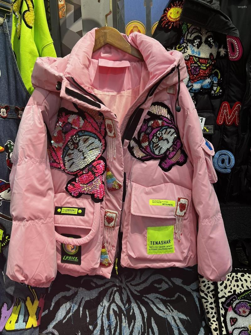 Women's Trench Coats Original Fashion Woman Pink Down Coat Cute Age Reduction Hooded Parkas Beads Patch Sequins Doll White Duck Wadded
Women's Trench Coats Original Fashion Woman Pink Down Coat Cute Age Reduction Hooded Parkas Beads Patch Sequins Doll White Duck Wadded