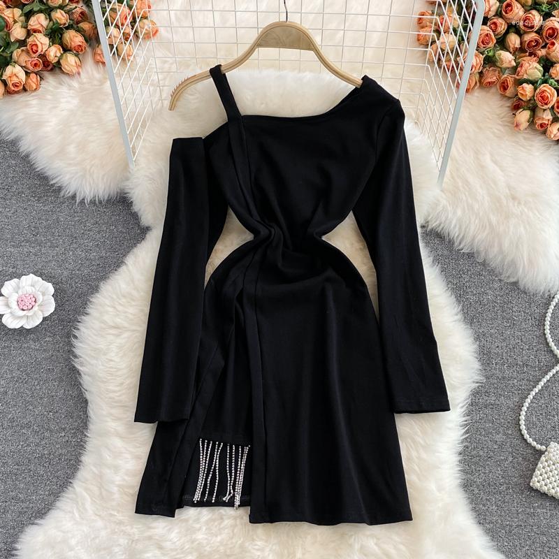 Casual Dresses Autumn Korean Version Of Sexy Long Fringe Single Shoulder Sleeve Irregular Buttock Dress, Black
Casual Dresses Autumn Korean Version Of Sexy Long Fringe Single Shoulder Sleeve Irregular Buttock Dress, Black