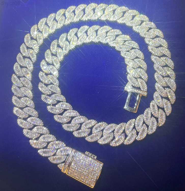 Hotsale 15MM Rapper Necklaces 925 Sterling Silver D/VVS Moissanite Diamond Cuban Link Chain Hip Hop Necklace
Hotsale 15MM Rapper Necklaces 925 Sterling Silver D/VVS Moissanite Diamond Cuban Link Chain Hip Hop Necklace