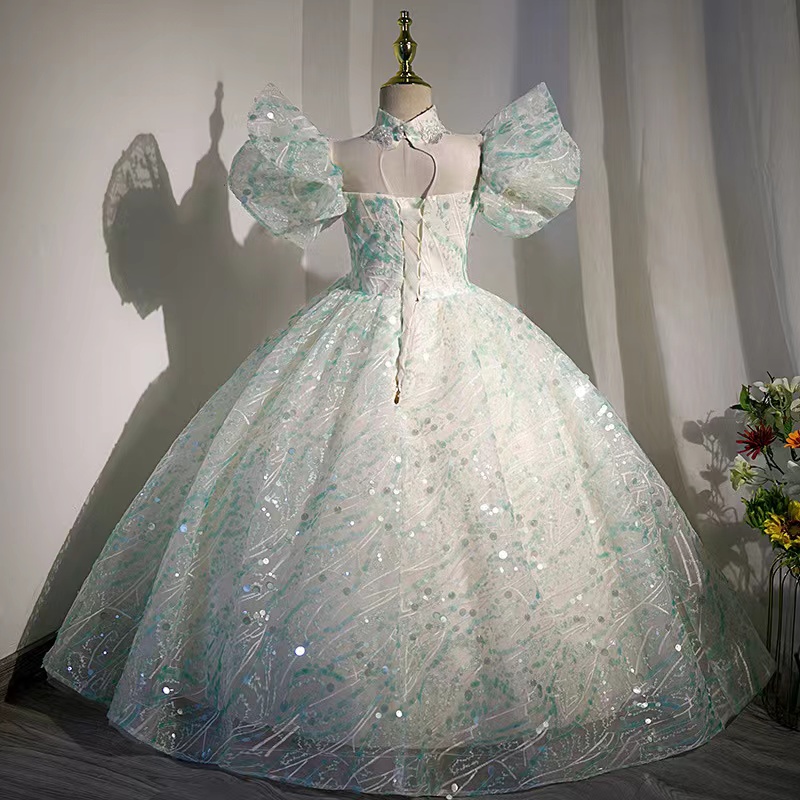 2023 Cute Flower Girl Dresses For Wedding sheer neck crystal Lace Floral Appliques Tiered Skirts Girls Pageant Dress A Line Kids Birthday Gowns