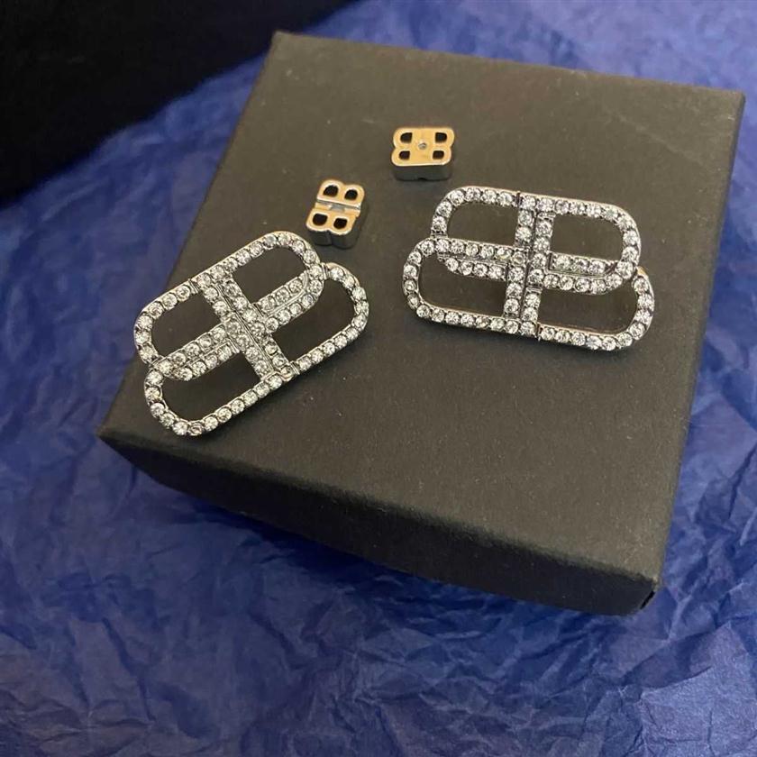 Designer Earring Jewellery Luxury BB Paris big version double B stud high version with lettering 7654244i
Designer Earring Jewellery Luxury BB Paris big version double B stud high version with lettering 7654244i