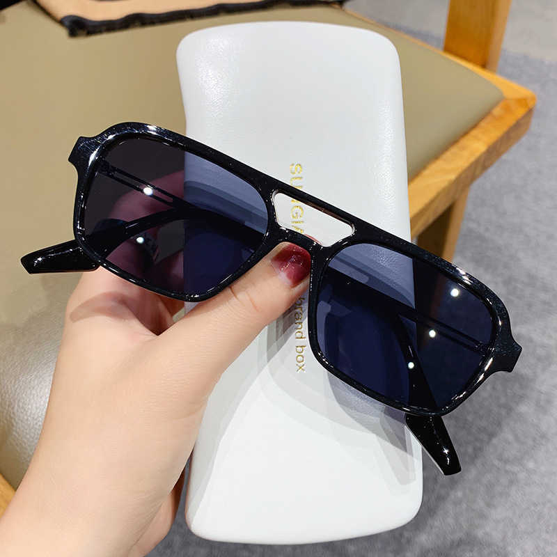 Sunglasses Fashion Female Ellipse Sunglasses Double Bridges Pink Gradient Eyewear Trending Hollow Leopard Blue Sun Glasses Men Shades UV400 G230225
Sunglasses Fashion Female Ellipse Sunglasses Double Bridges Pink Gradient Eyewear Trending Hollow Leopard Blue Sun Glasses Men Shades UV400 G230225