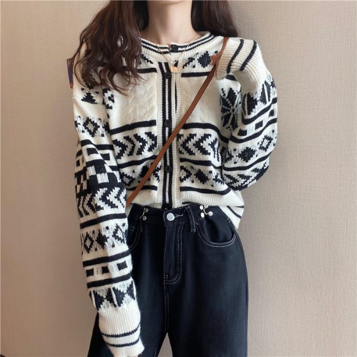 Women's Knits & Tees Sweater Fall And Winter Outer Wear Retro Korean Type Student Top Versatile Loose Cardigan Knitted CoatWomen, Black
Women's Knits & Tees Sweater Fall And Winter Outer Wear Retro Korean Type Student Top Versatile Loose Cardigan Knitted CoatWomen, Black