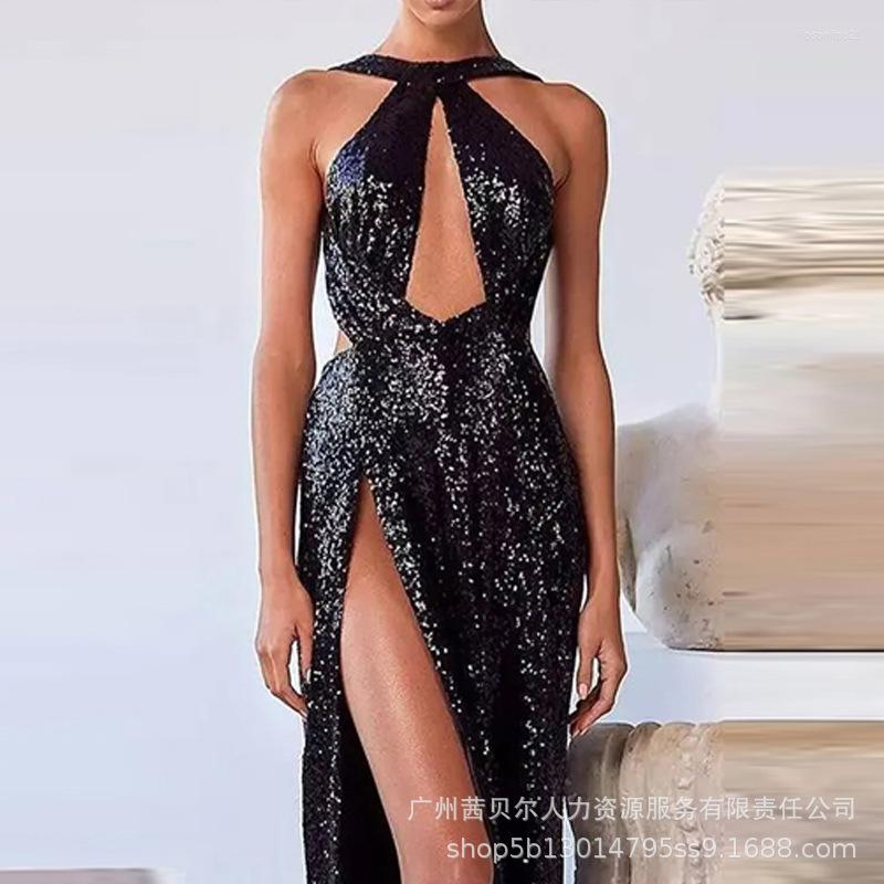 Ethnic Clothing Women Dress Black Beads Hanging Neck Sleeveless Bare Spring Temperament Sexy High Split Long Banquet Elegant Skirt
Ethnic Clothing Women Dress Black Beads Hanging Neck Sleeveless Bare Spring Temperament Sexy High Split Long Banquet Elegant Skirt